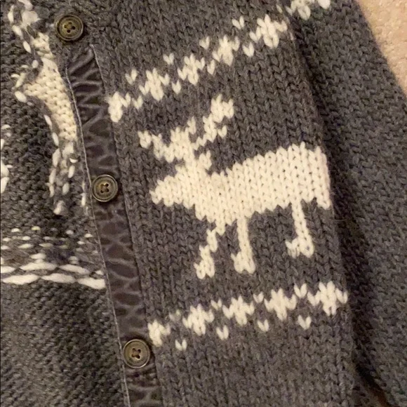 Abercrombie Cardigan - Picture 2 of 2